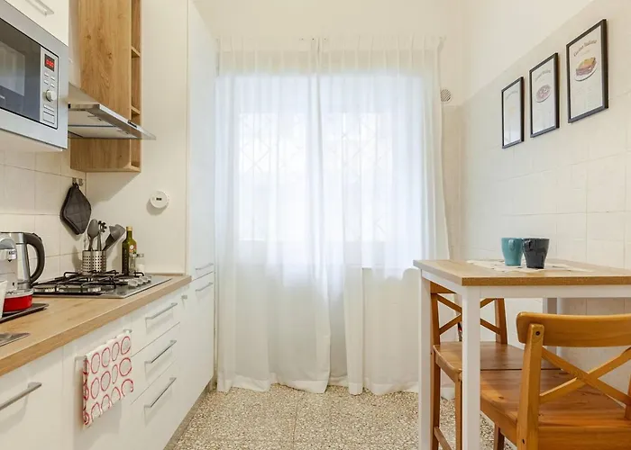 Bellina At The Vatican Appartement *